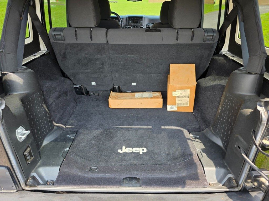 2017 Jeep Wrangler Unlimited Image 46