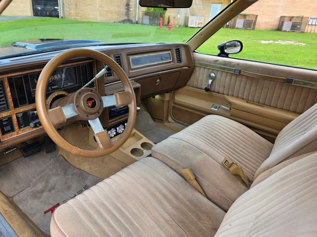 1985 Buick Regal Image 16
