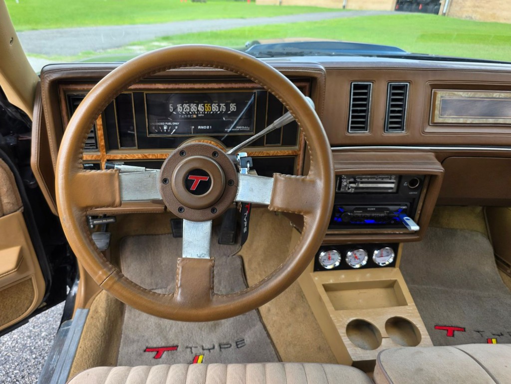 1985 Buick Regal Image 17