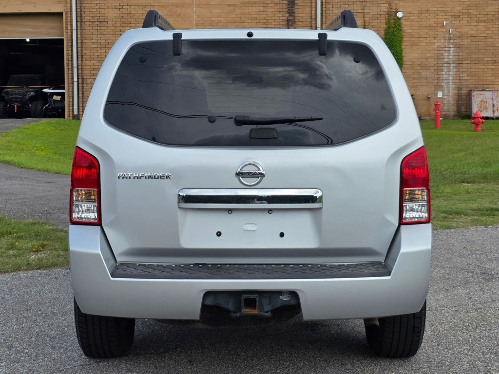 2012 Nissan Pathfinder Image 9