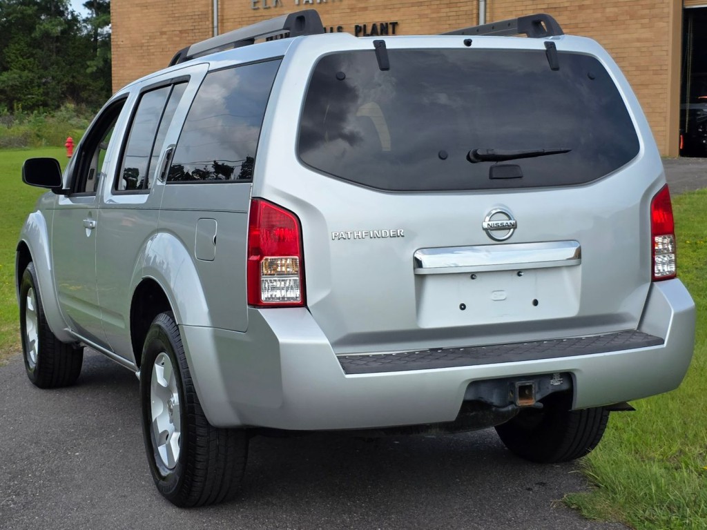 2012 Nissan Pathfinder Image 10