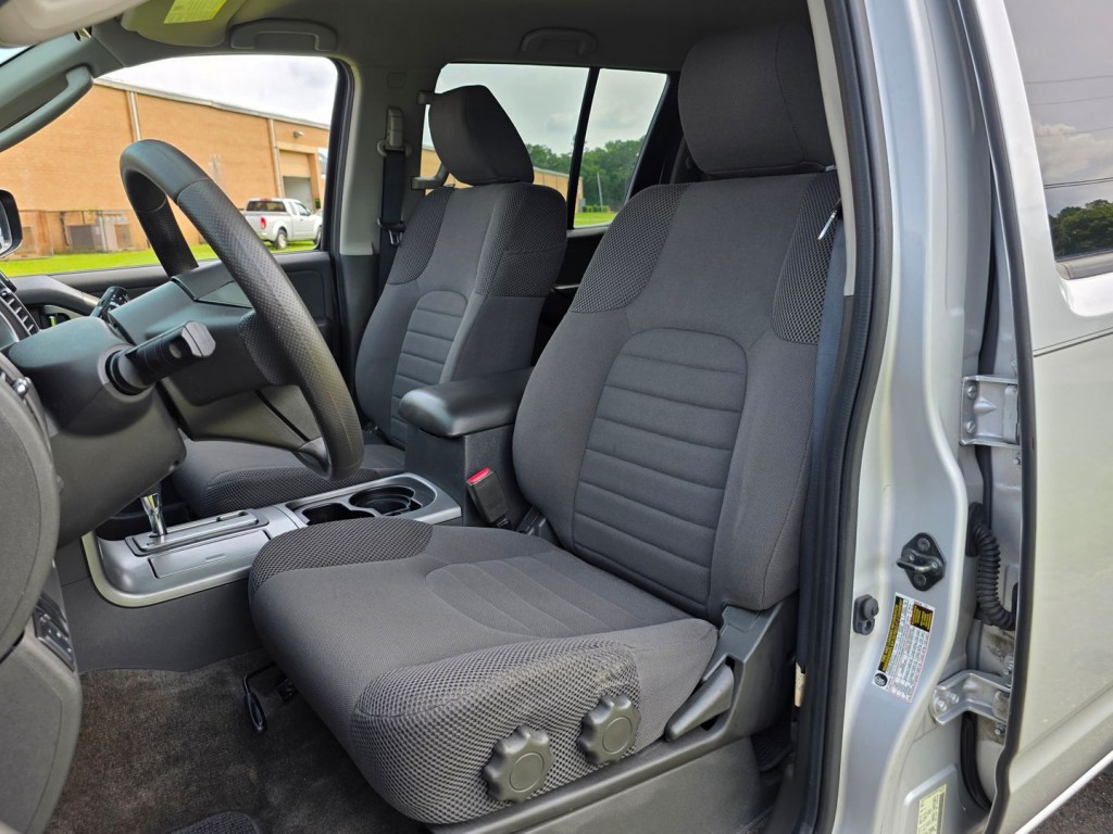 2012 Nissan Pathfinder Image 14