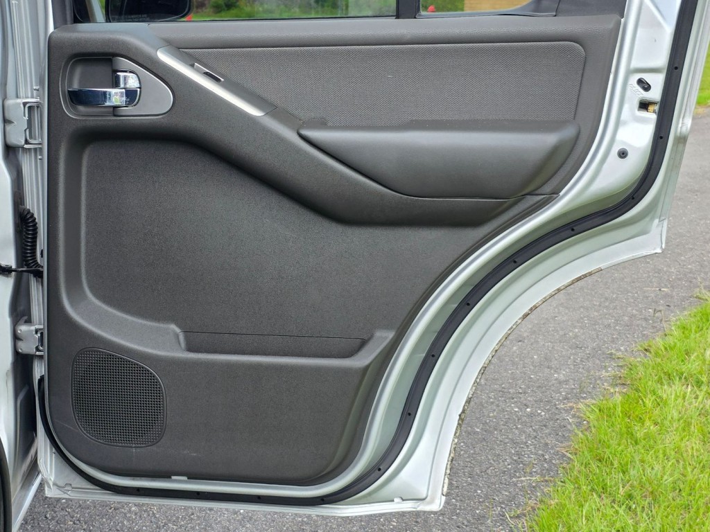 2012 Nissan Pathfinder Image 39