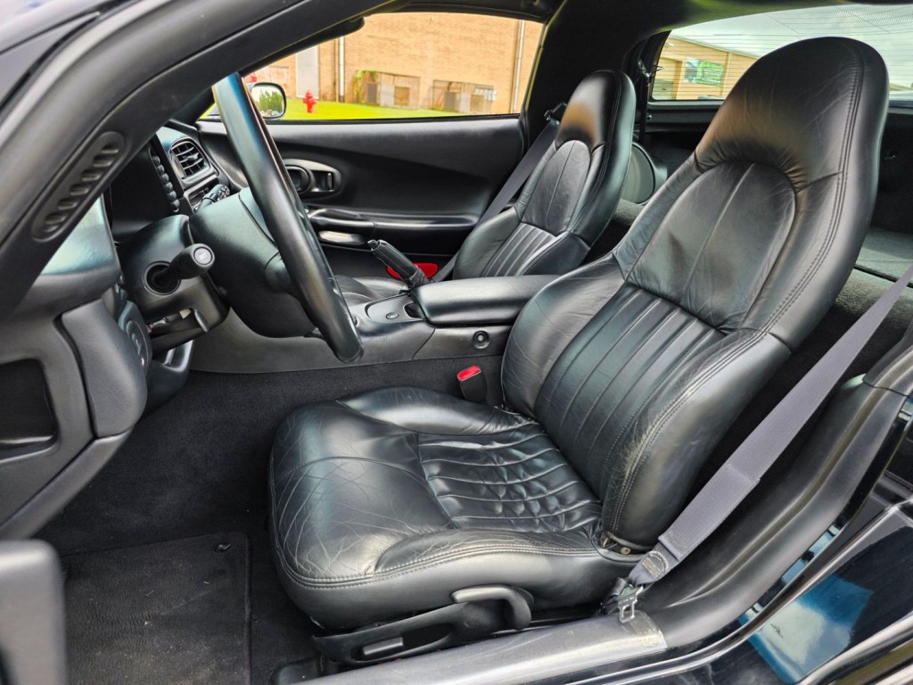 1998 Chevrolet Corvette Image 14