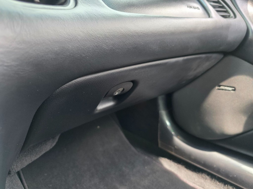 1998 Chevrolet Corvette Image 21