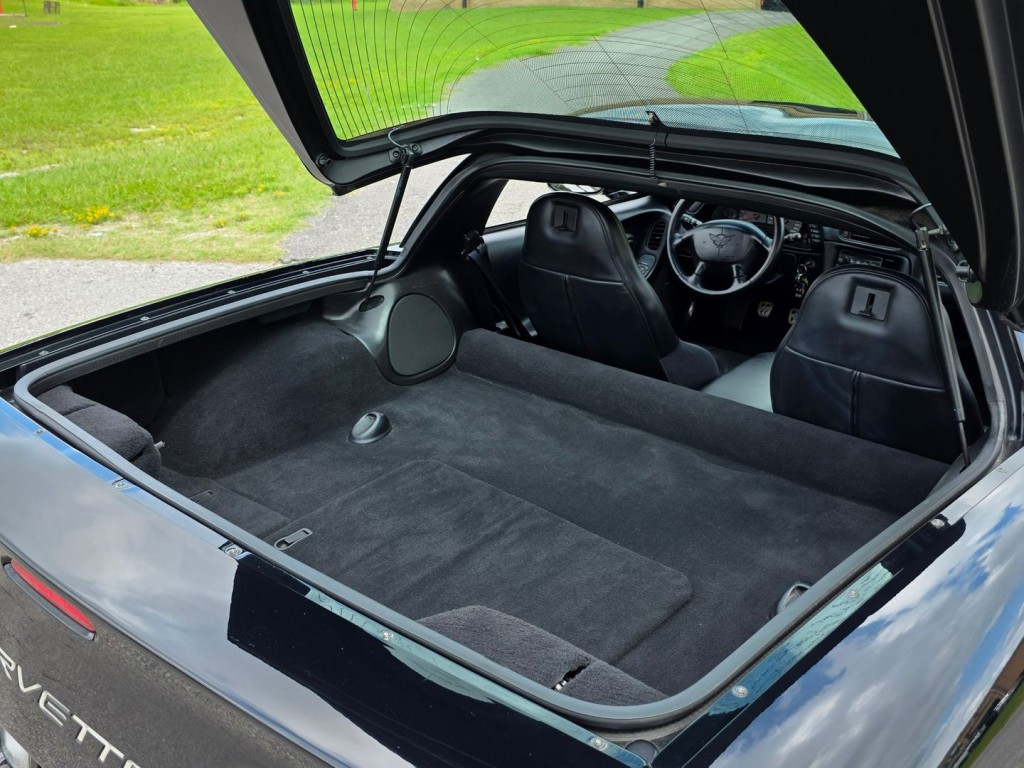 1998 Chevrolet Corvette Image 46