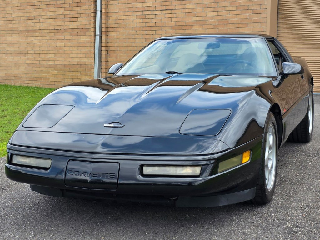 1995 Chevrolet Corvette Image 2
