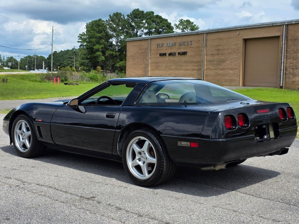 1995 Chevrolet Corvette Image 11