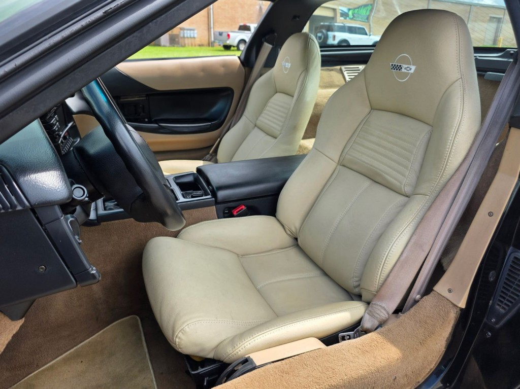 1995 Chevrolet Corvette Image 14