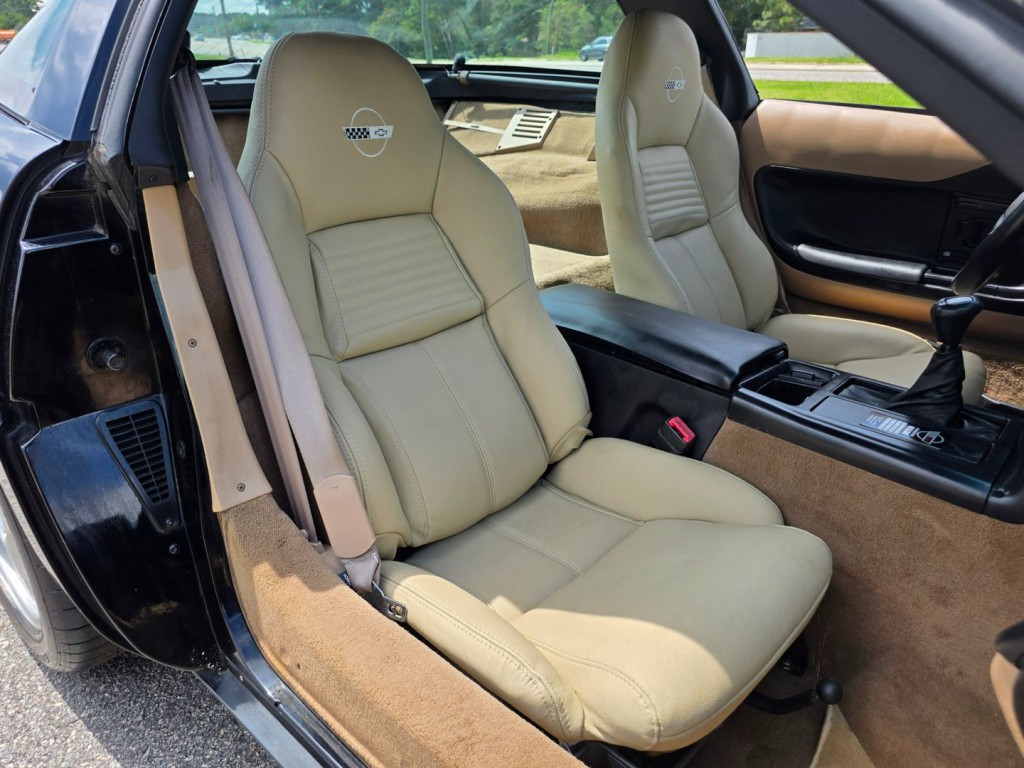 1995 Chevrolet Corvette Image 29