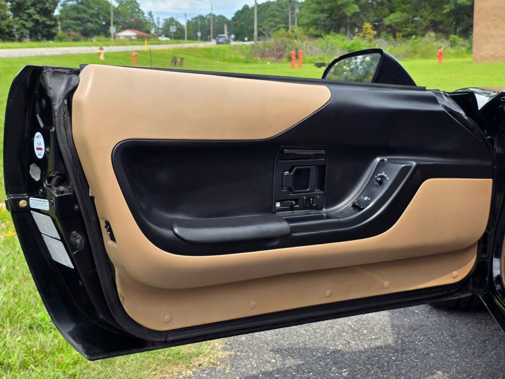 1995 Chevrolet Corvette Image 37