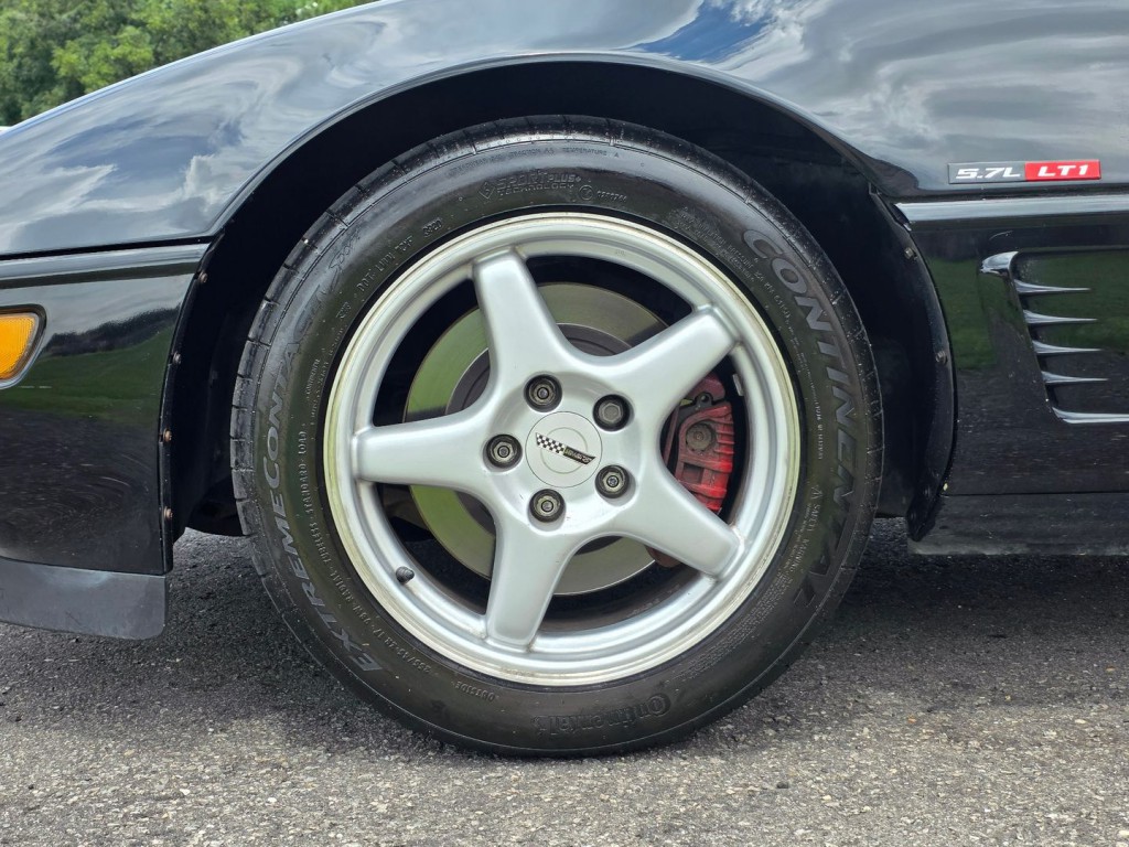 1995 Chevrolet Corvette Image 44