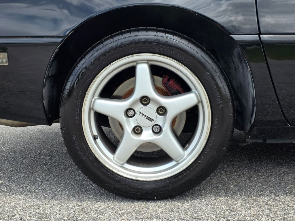 1995 Chevrolet Corvette Image 46