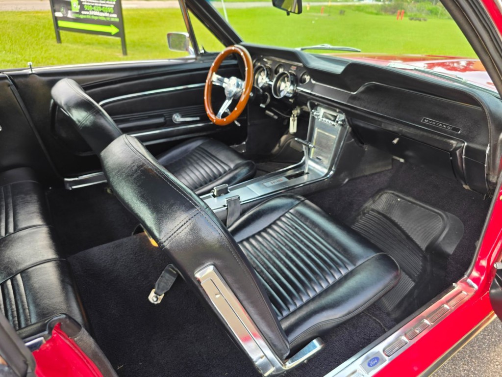 1967 Ford Mustang Image 32