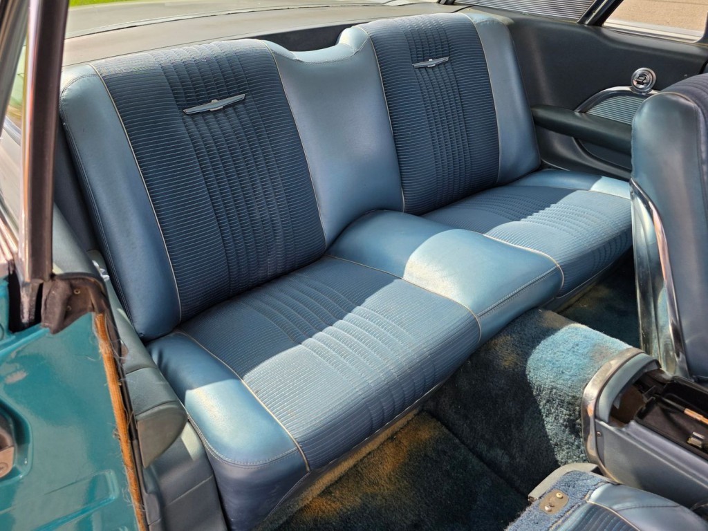 1963 Ford Thunderbird Image 27