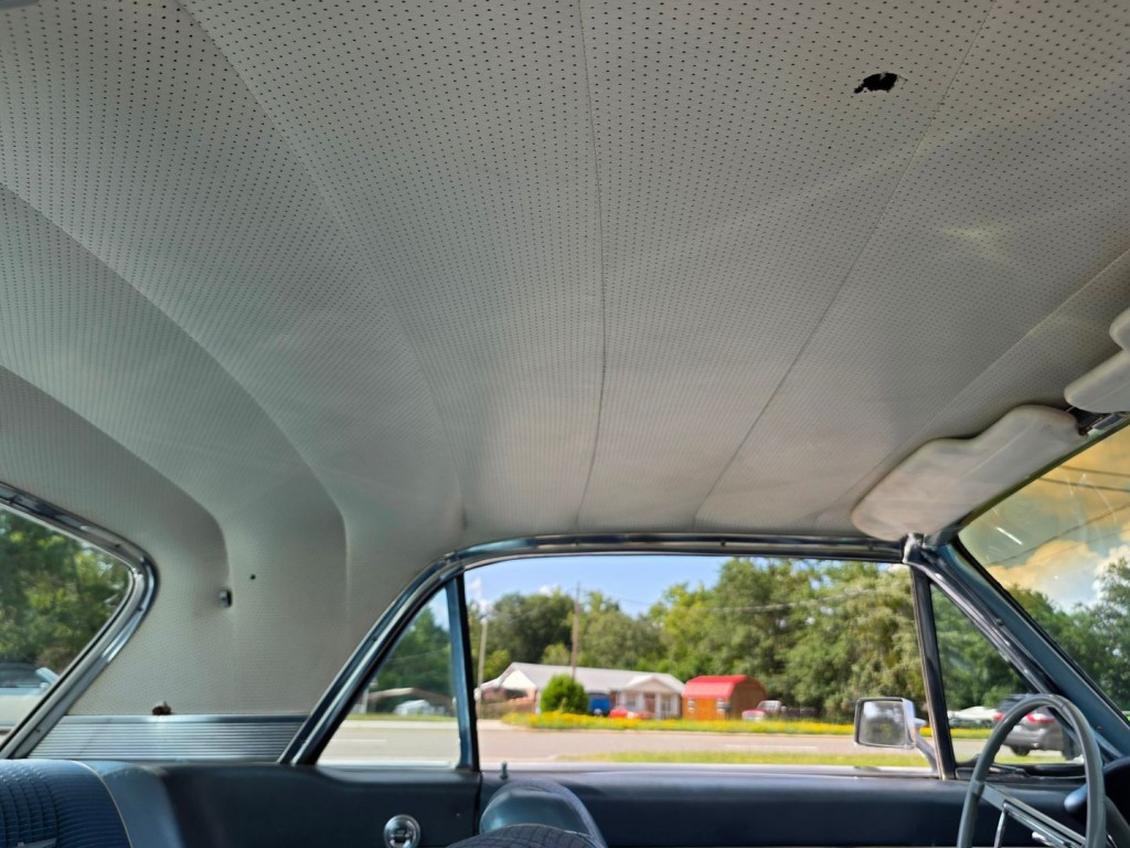 1963 Ford Thunderbird Image 35
