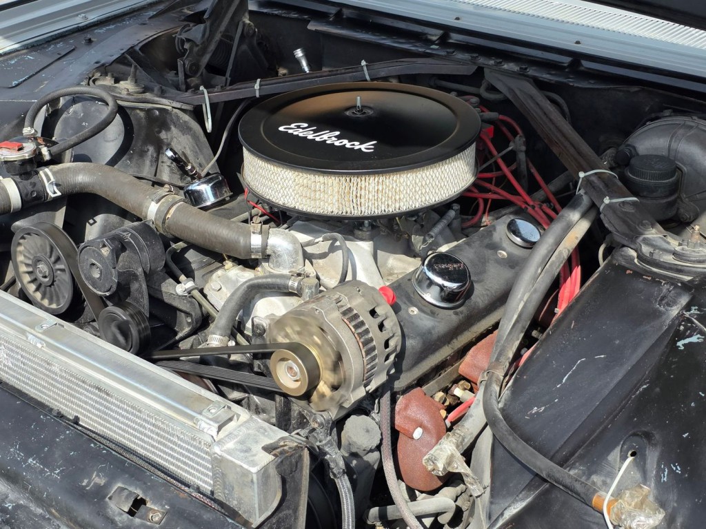 1963 Ford Thunderbird Image 40