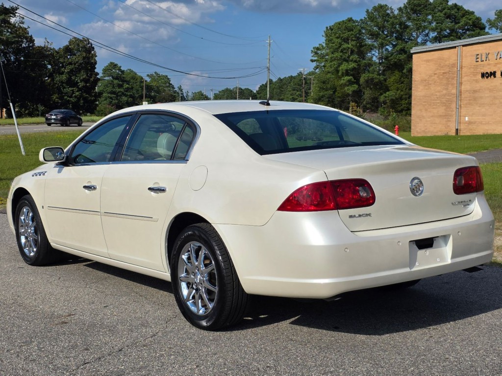 2007 Buick Lucerne Image 11