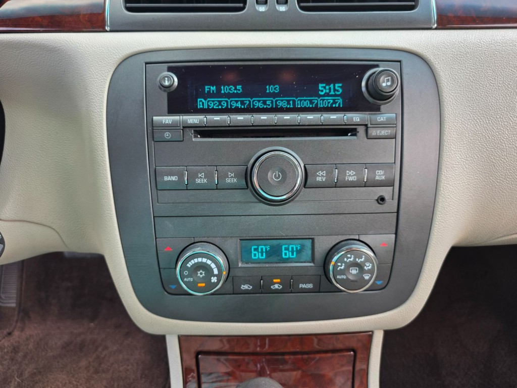 2007 Buick Lucerne Image 19