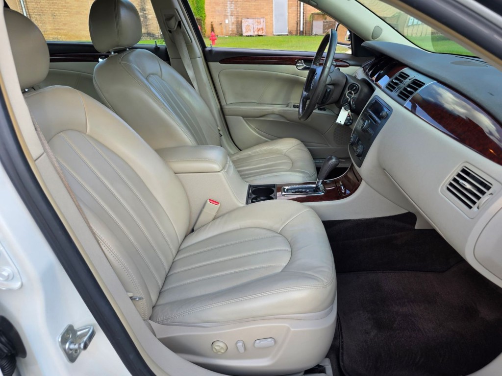 2007 Buick Lucerne Image 29