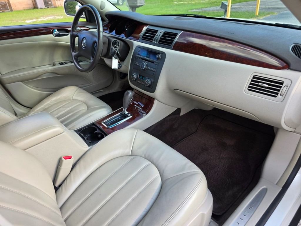 2007 Buick Lucerne Image 30