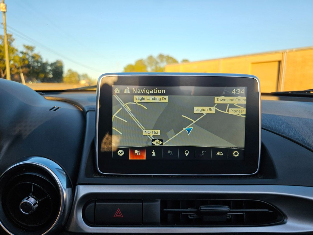 2019 FIAT 124 Spider Image 21