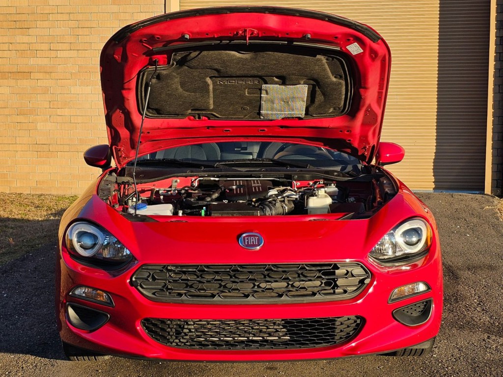 2019 FIAT 124 Spider Image 35