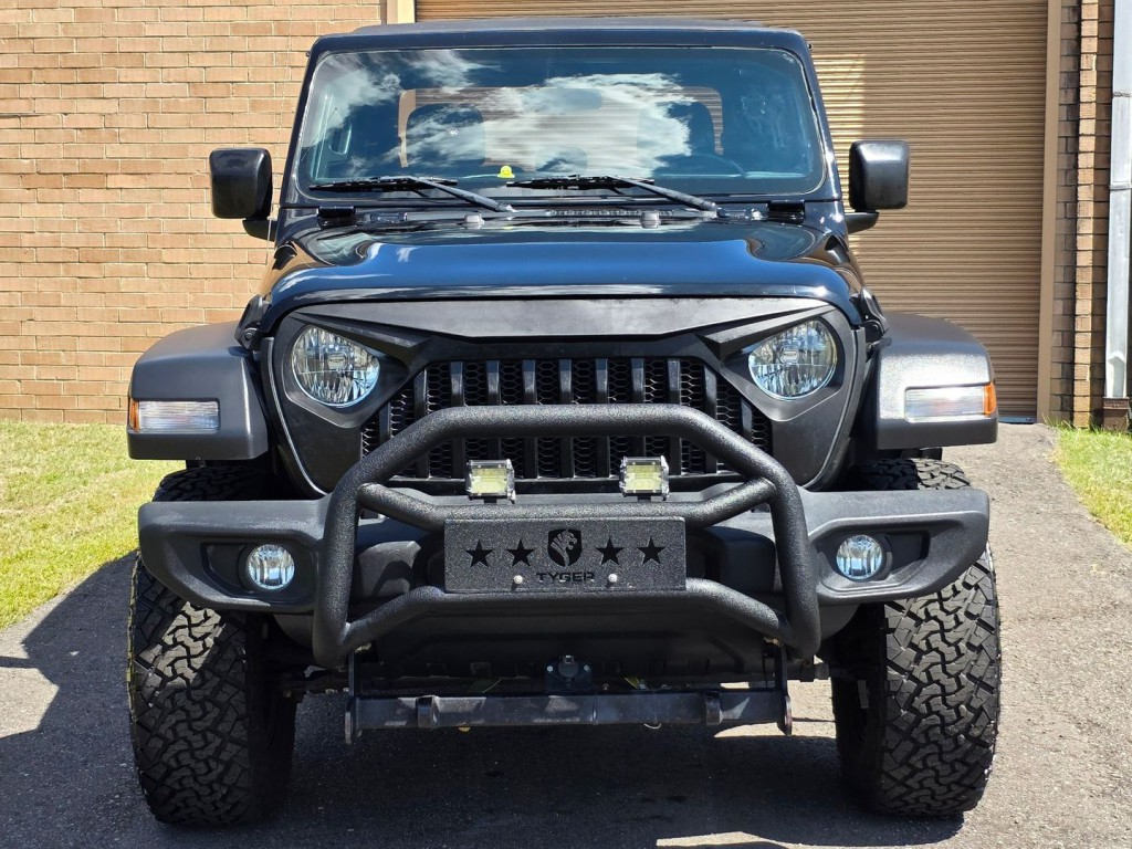 2020 Jeep Gladiator Image 3