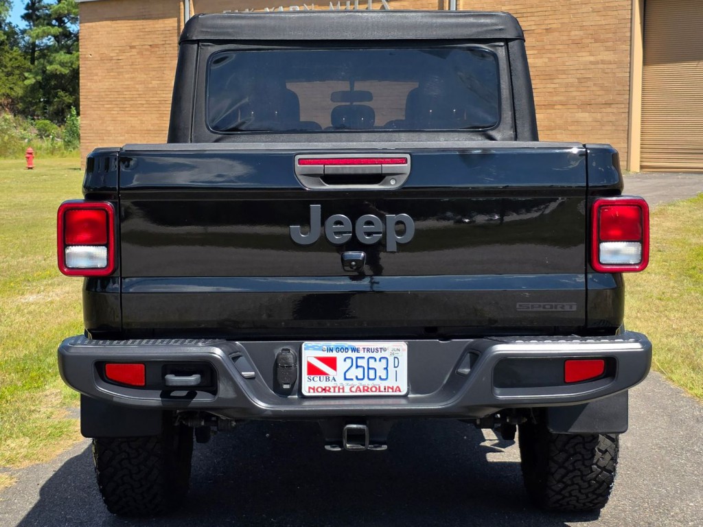 2020 Jeep Gladiator Image 9