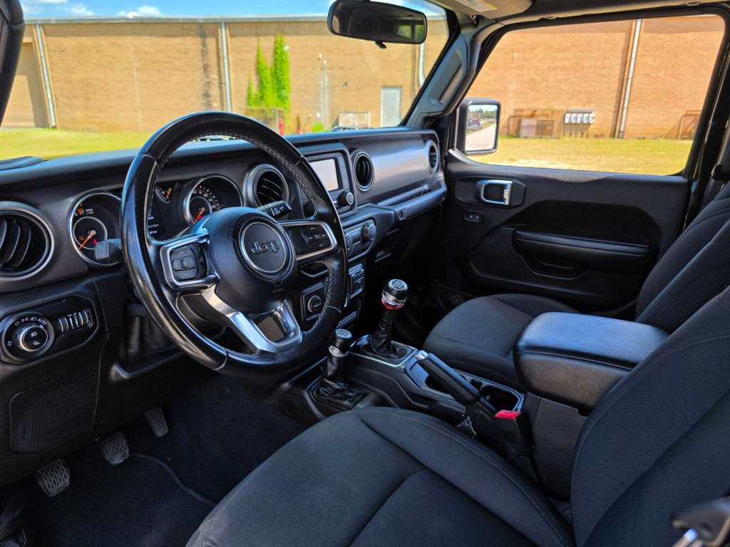 2020 Jeep Gladiator Image 16