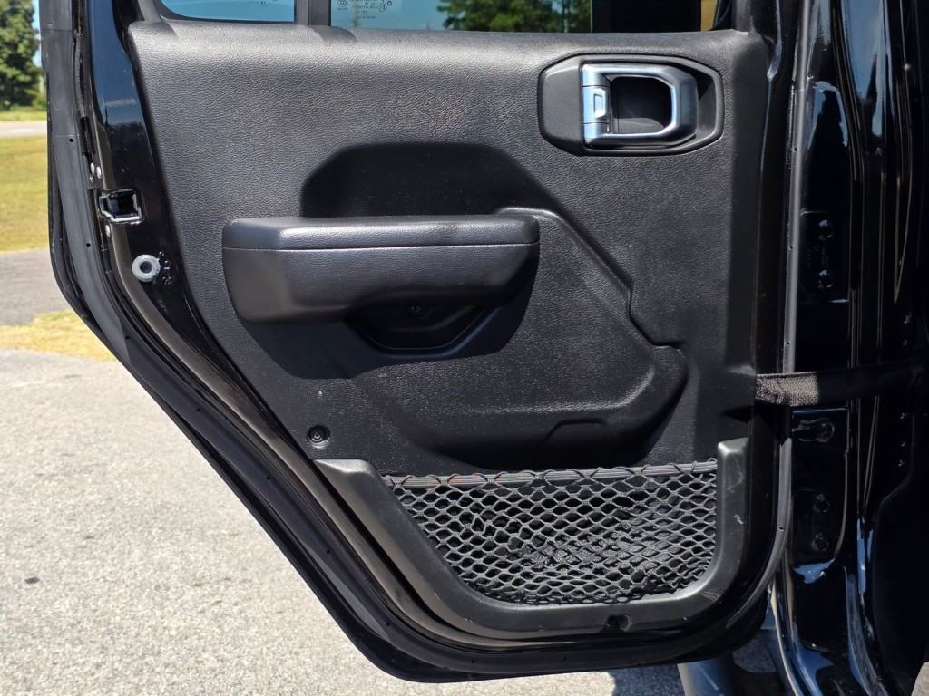 2020 Jeep Gladiator Image 35