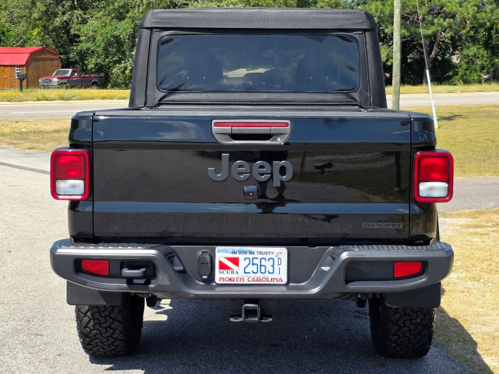2020 Jeep Gladiator Image 43