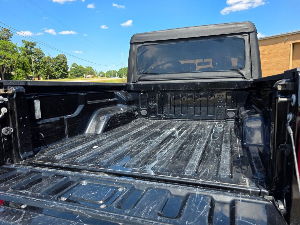 2020 Jeep Gladiator Image 45