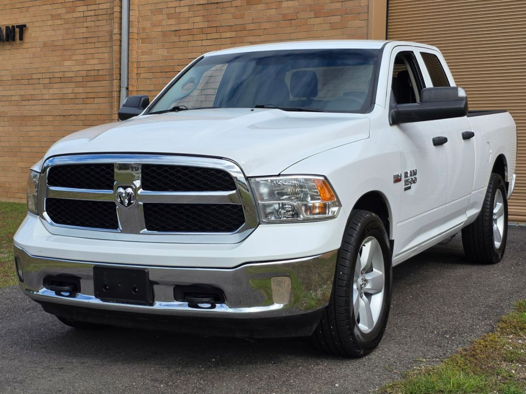 2022 RAM 1500 Image 2