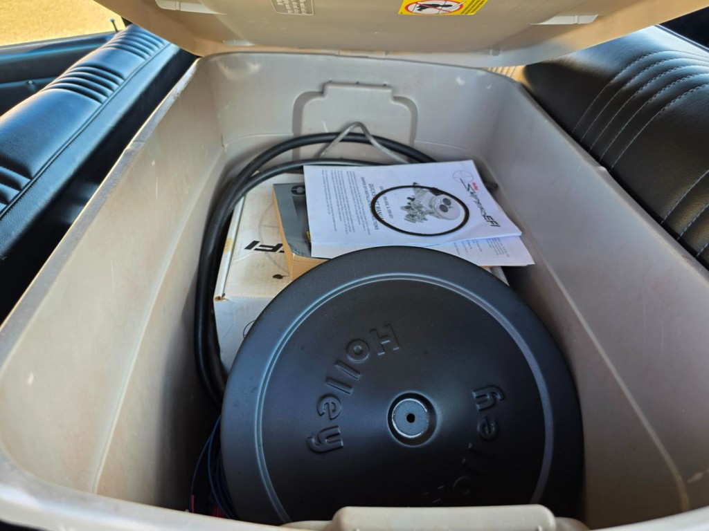 1974 Jeep Wagoneer Image 25