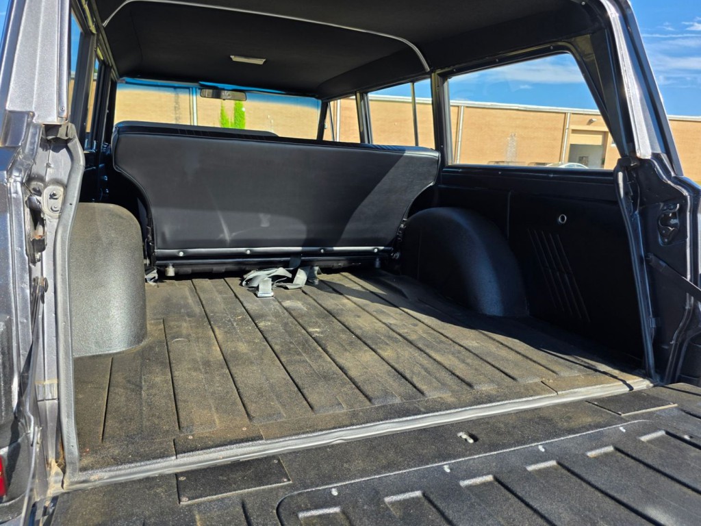 1974 Jeep Wagoneer Image 50