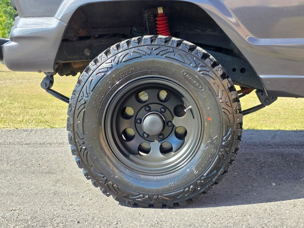 1974 Jeep Wagoneer Image 51