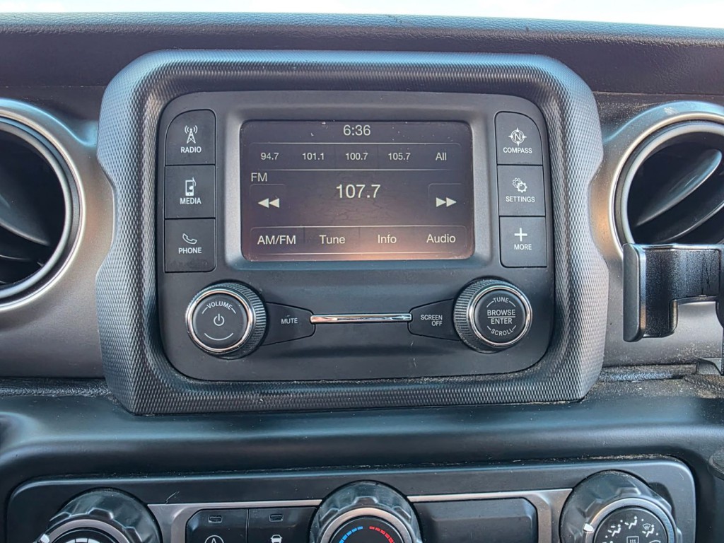 2020 Jeep Gladiator Image 20