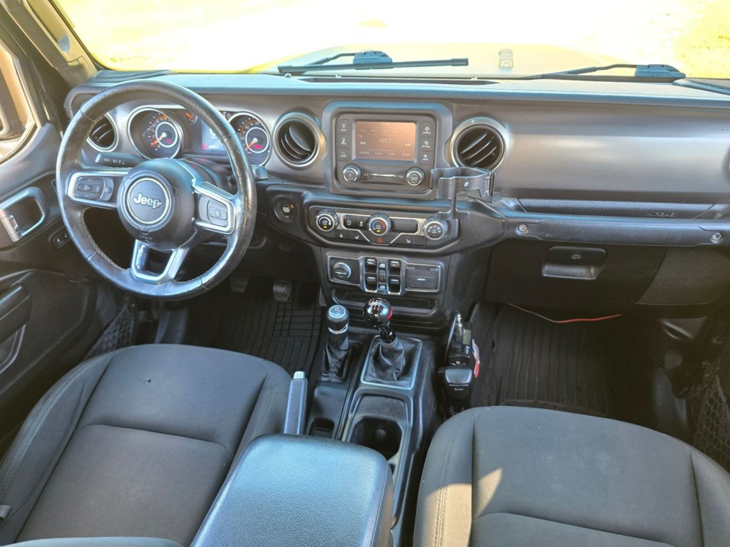 2020 Jeep Gladiator Image 35