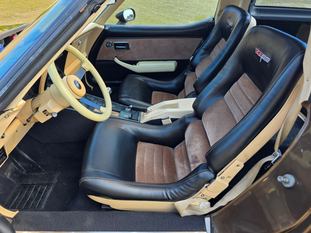 1980 Chevrolet Corvette Image 15