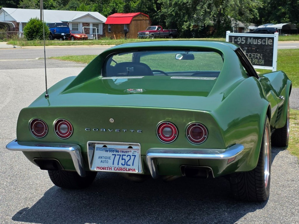 1972 Chevrolet Corvette Image 8