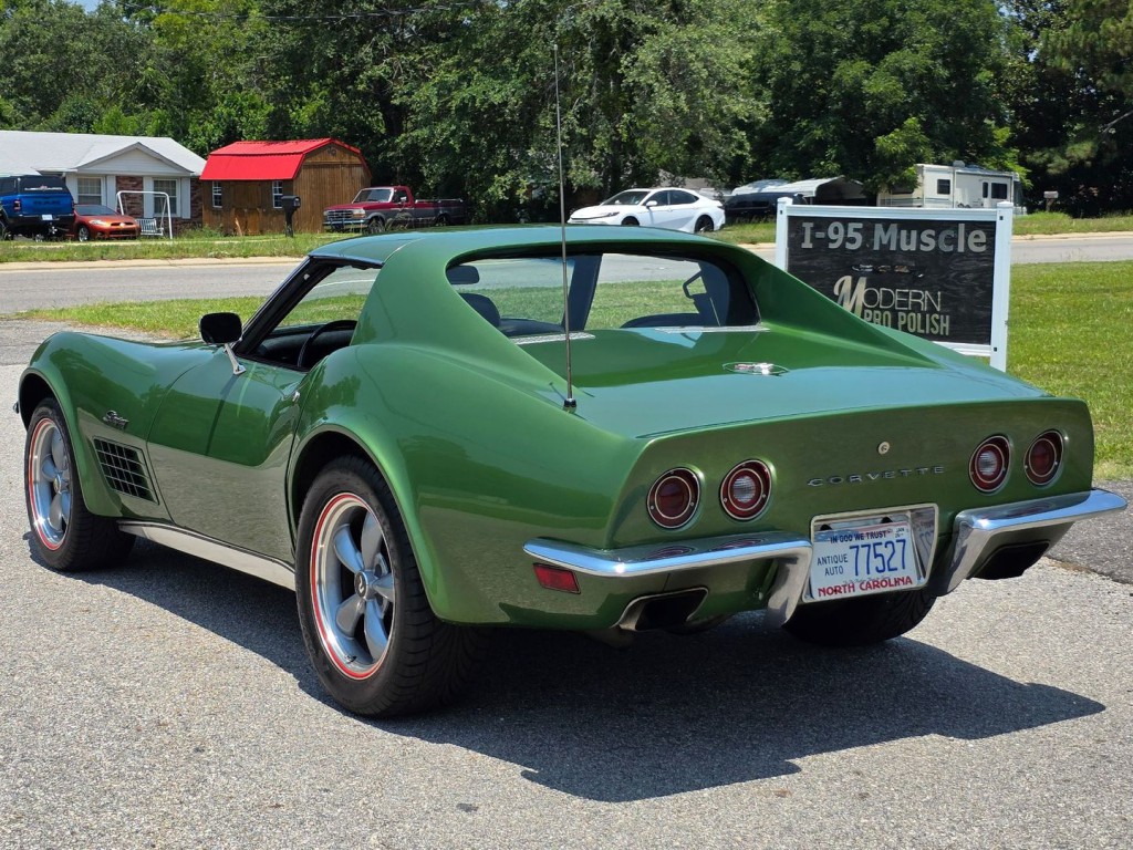 1972 Chevrolet Corvette Image 11