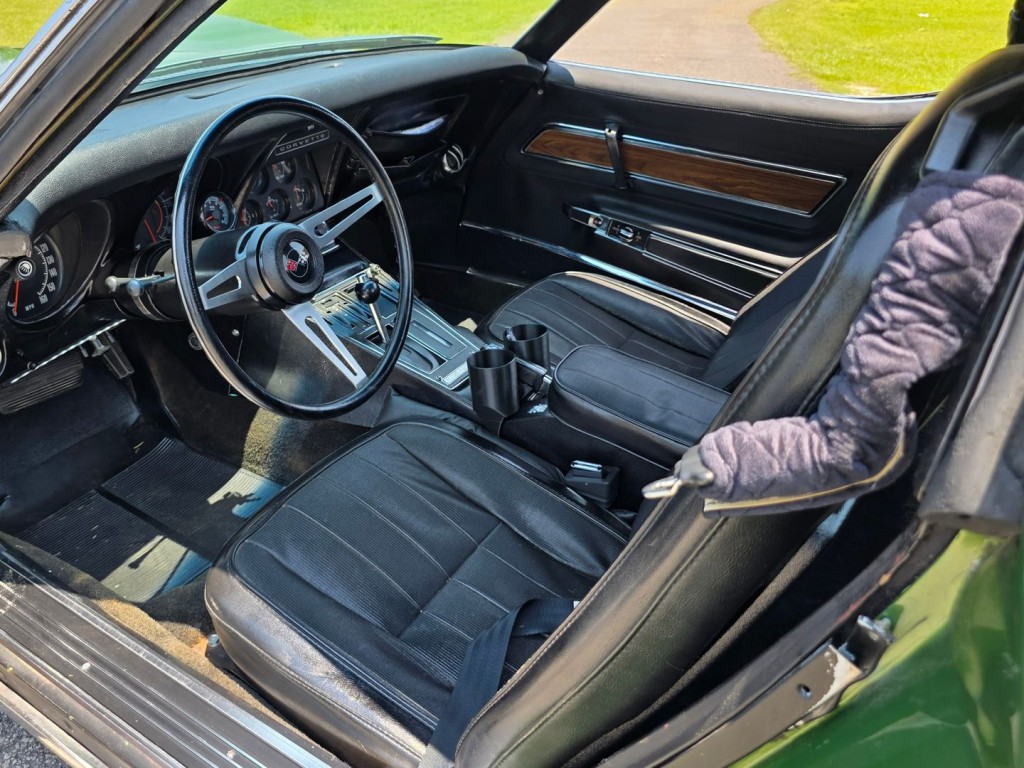 1972 Chevrolet Corvette Image 16