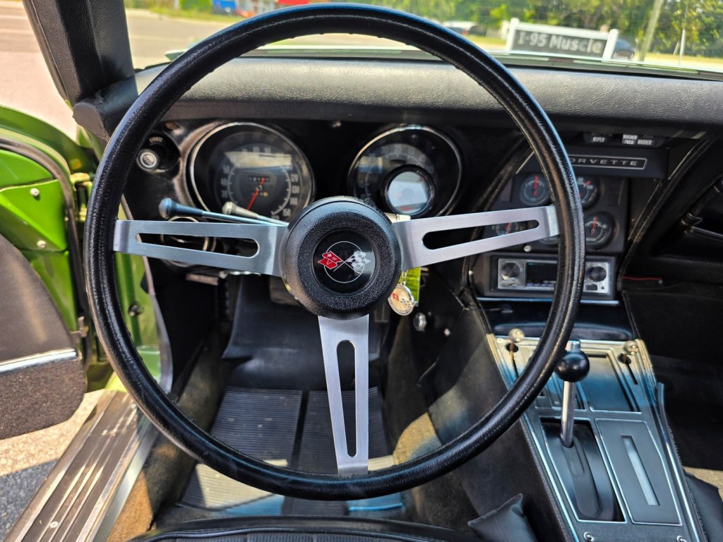 1972 Chevrolet Corvette Image 17