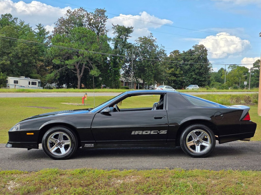 1989 Chevrolet Camaro Image 12