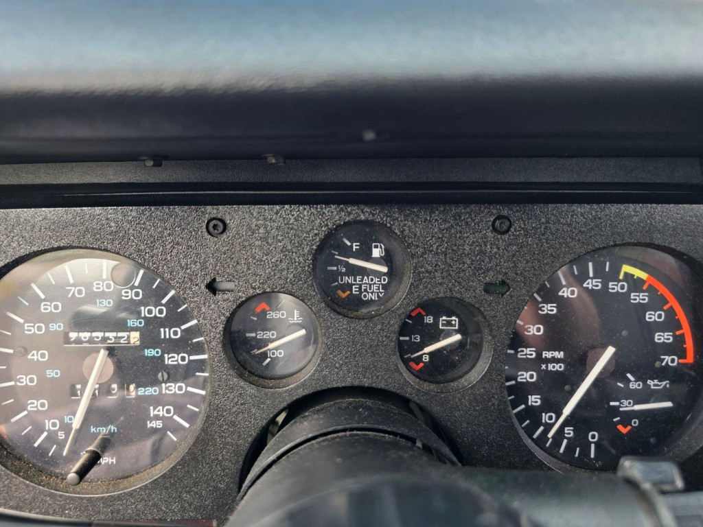 1989 Chevrolet Camaro Image 19