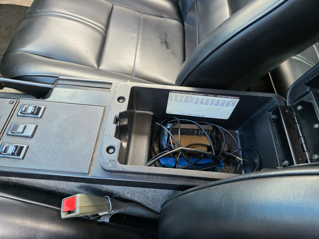 1989 Chevrolet Camaro Image 24