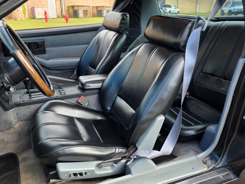 1989 Chevrolet Camaro Image 25