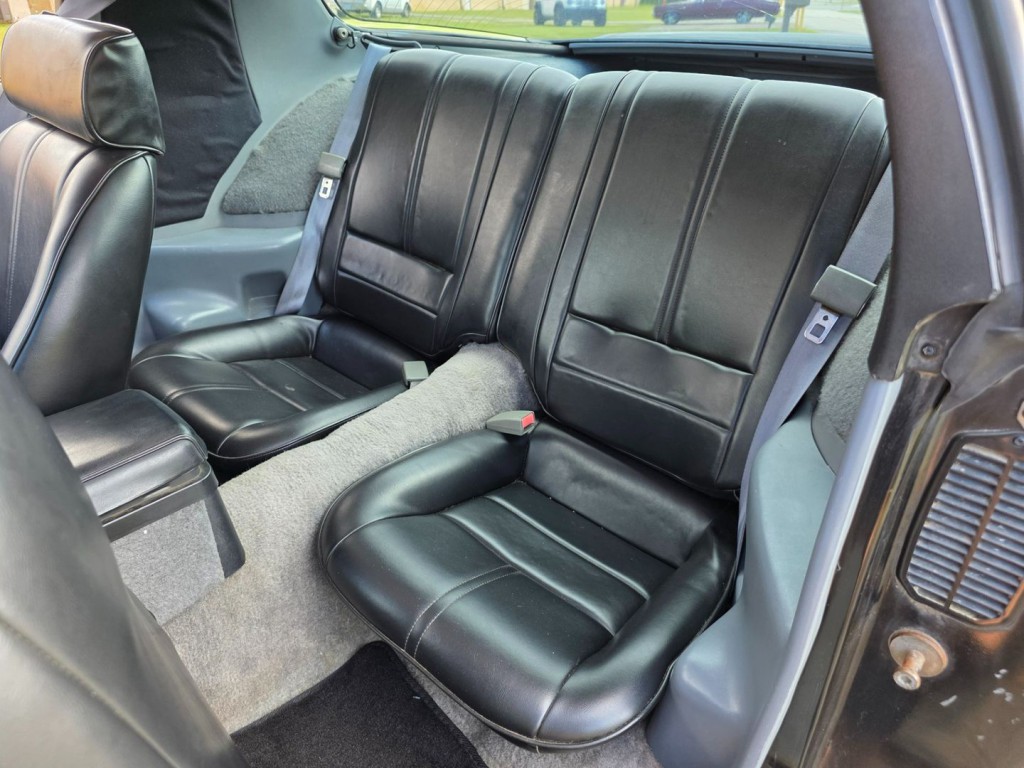 1989 Chevrolet Camaro Image 26