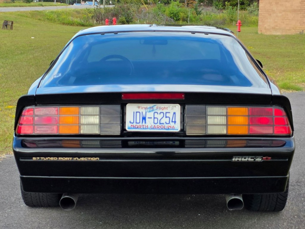 1989 Chevrolet Camaro Image 43